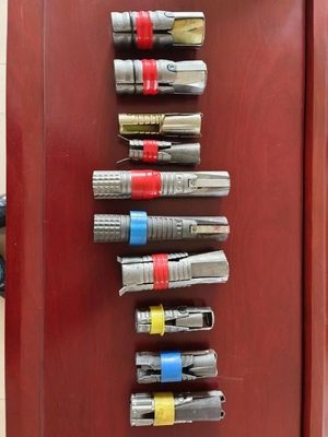 Lungozza di bullone 50 - 1000 mm Testa dimensione 17 - 50 mm per il supporto strutturale